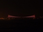Bosporusbrücke, die Verbindung nach Asien...